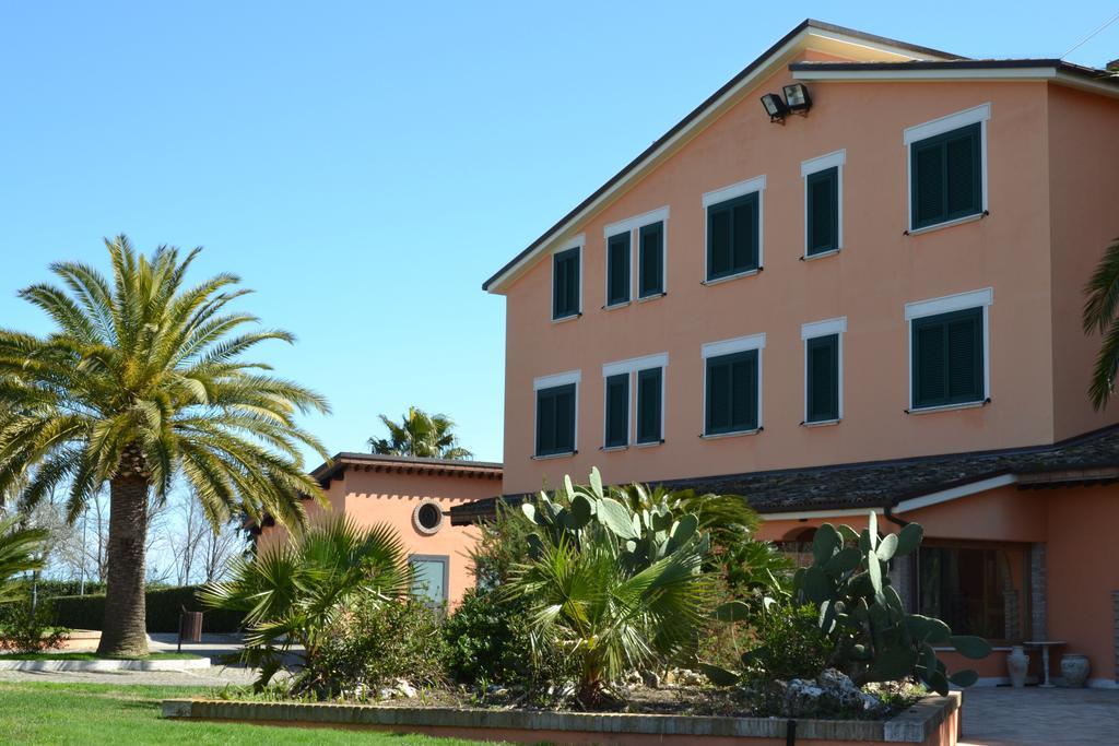 Villa Luigi Hotel & Restaurant Nuova Gestione Villa Rosa Di Martinsicuro Zewnętrze zdjęcie