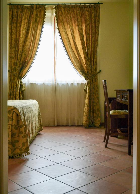 Villa Luigi Hotel & Restaurant Nuova Gestione Villa Rosa Di Martinsicuro Pokój zdjęcie
