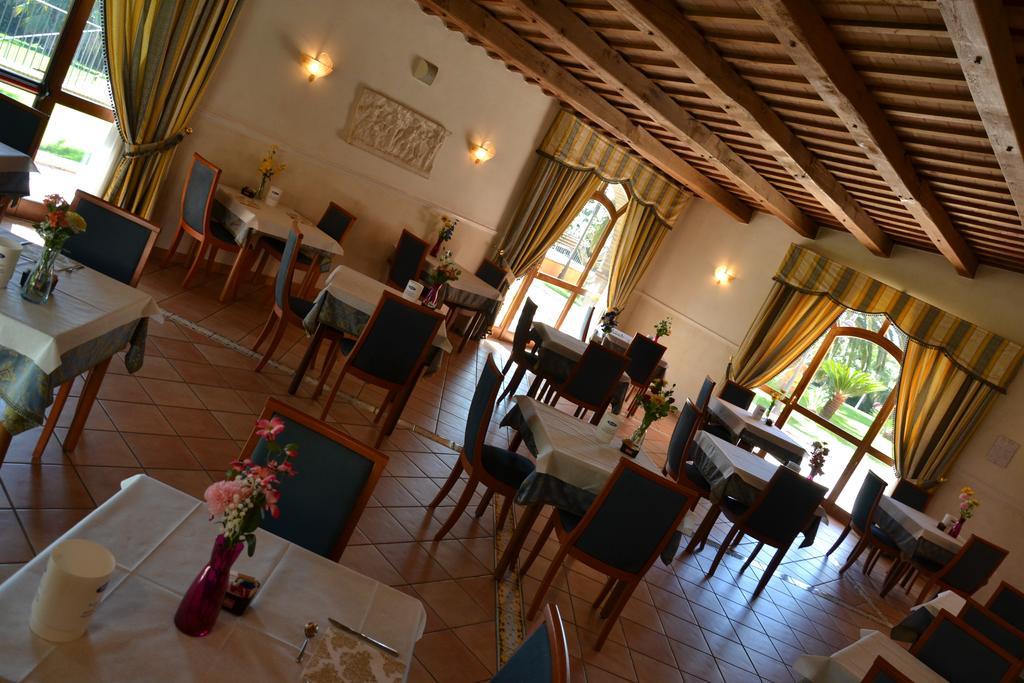 Villa Luigi Hotel & Restaurant Nuova Gestione Villa Rosa Di Martinsicuro Zewnętrze zdjęcie
