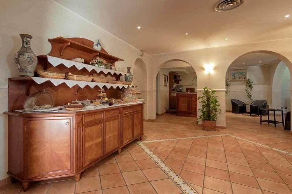 Villa Luigi Hotel & Restaurant Nuova Gestione Villa Rosa Di Martinsicuro Zewnętrze zdjęcie